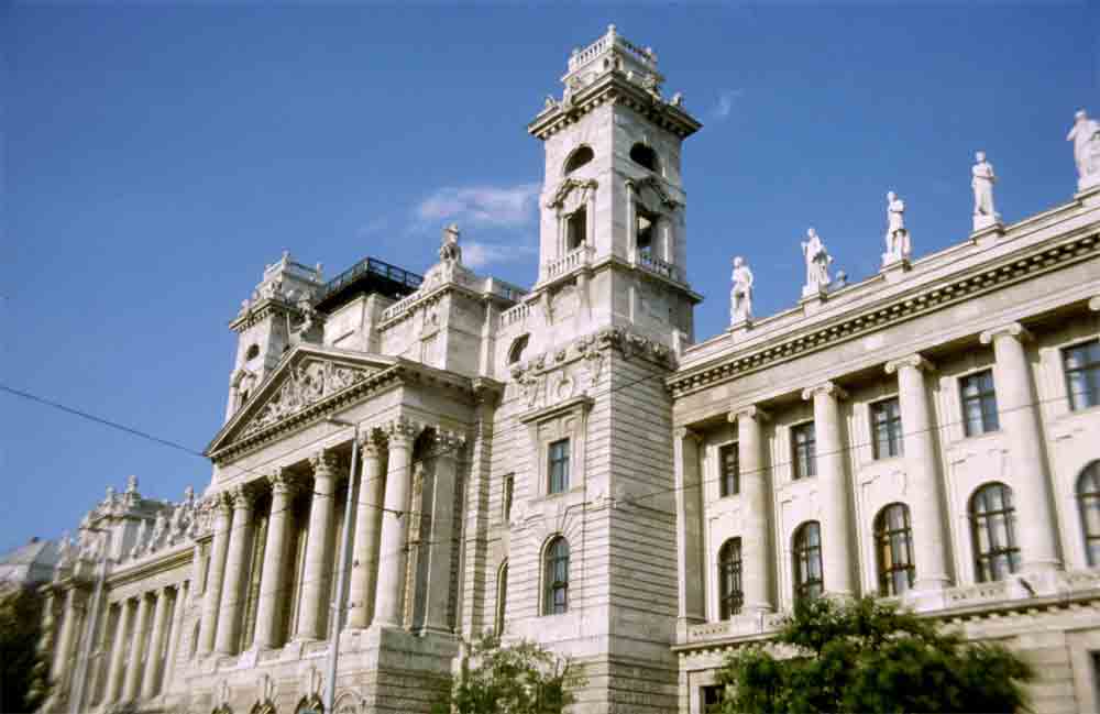11 - Hungria - Budapest